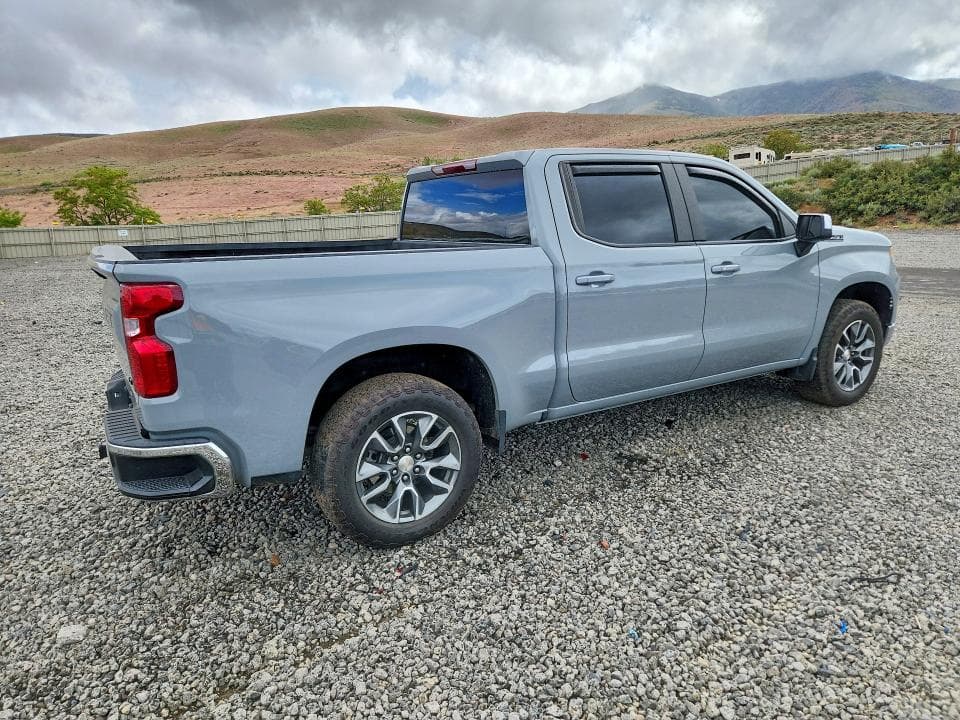 2024 CHEVROLET SILVERADO K1500 LT 3