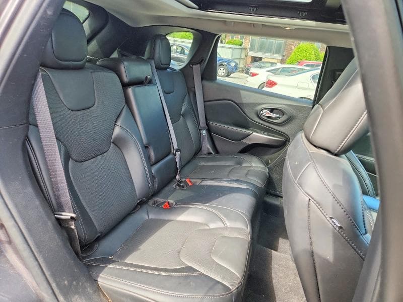 2021 JEEP CHEROKEE LIMITED 11