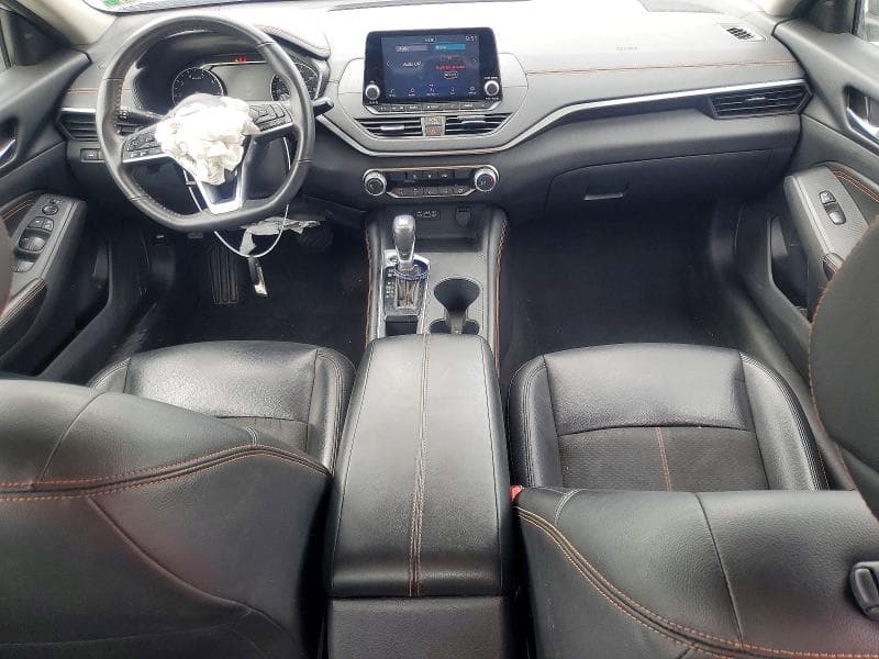 2022 NISSAN ALTIMA SR 8