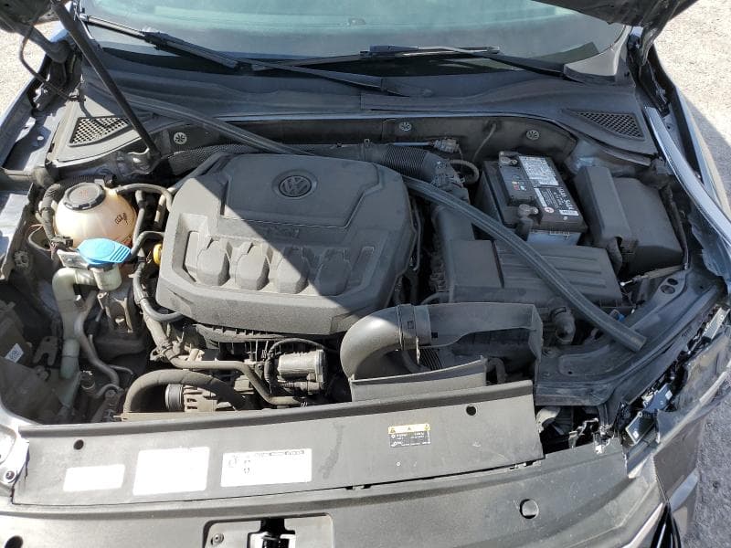 2018 VOLKSWAGEN PASSAT S 11