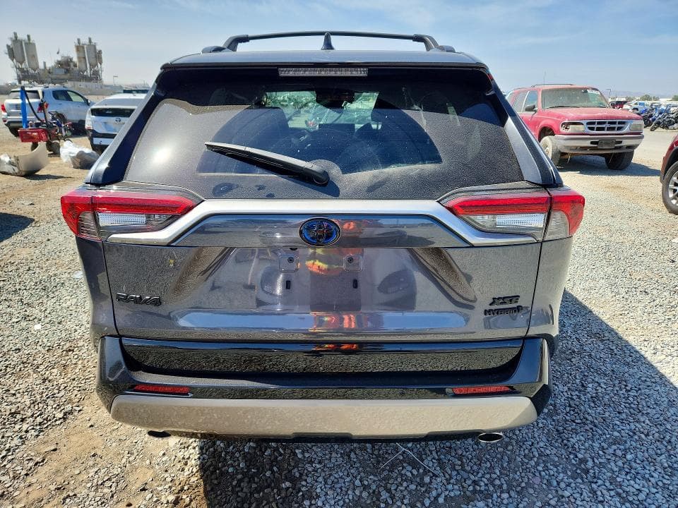 2024 TOYOTA RAV4 XSE 6