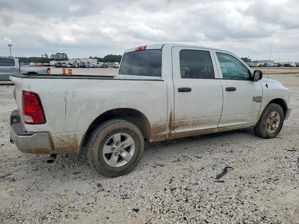 2022 RAM 1500 CLASSIC TRADESMAN 3