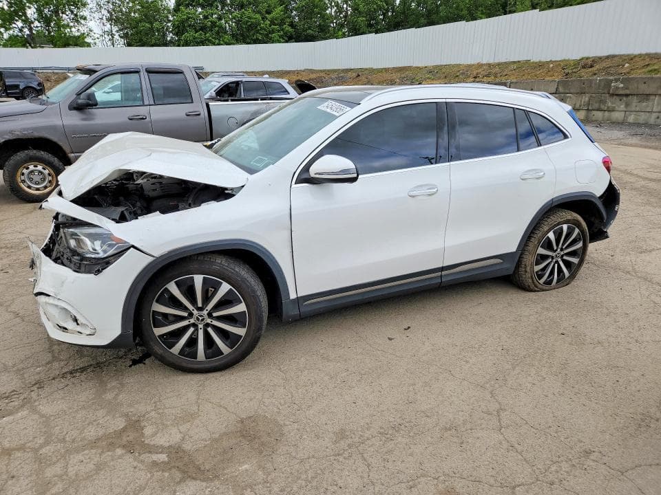 2021 MERCEDES-BENZ GLA-CLASS