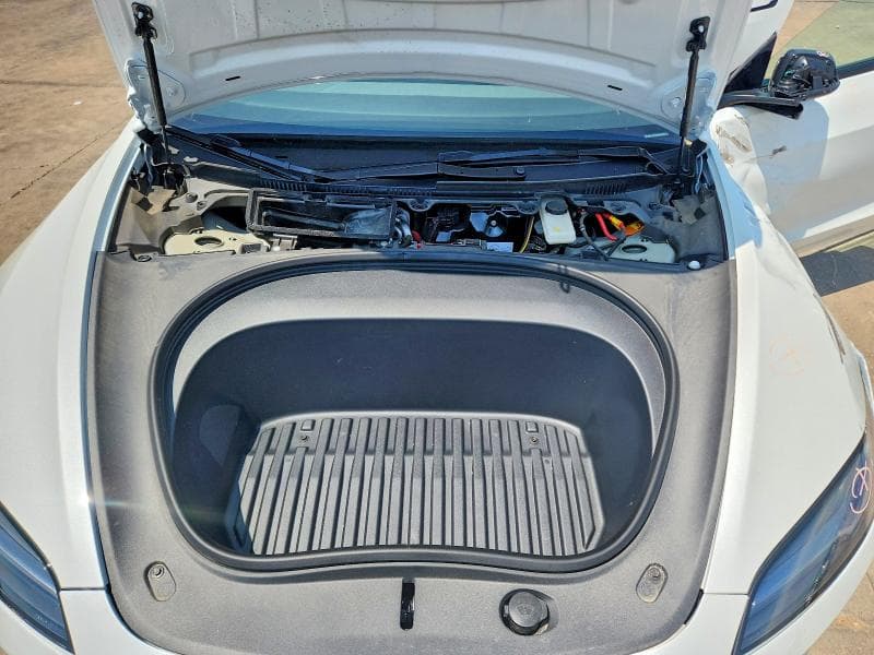 2025 TESLA MODEL 3 11