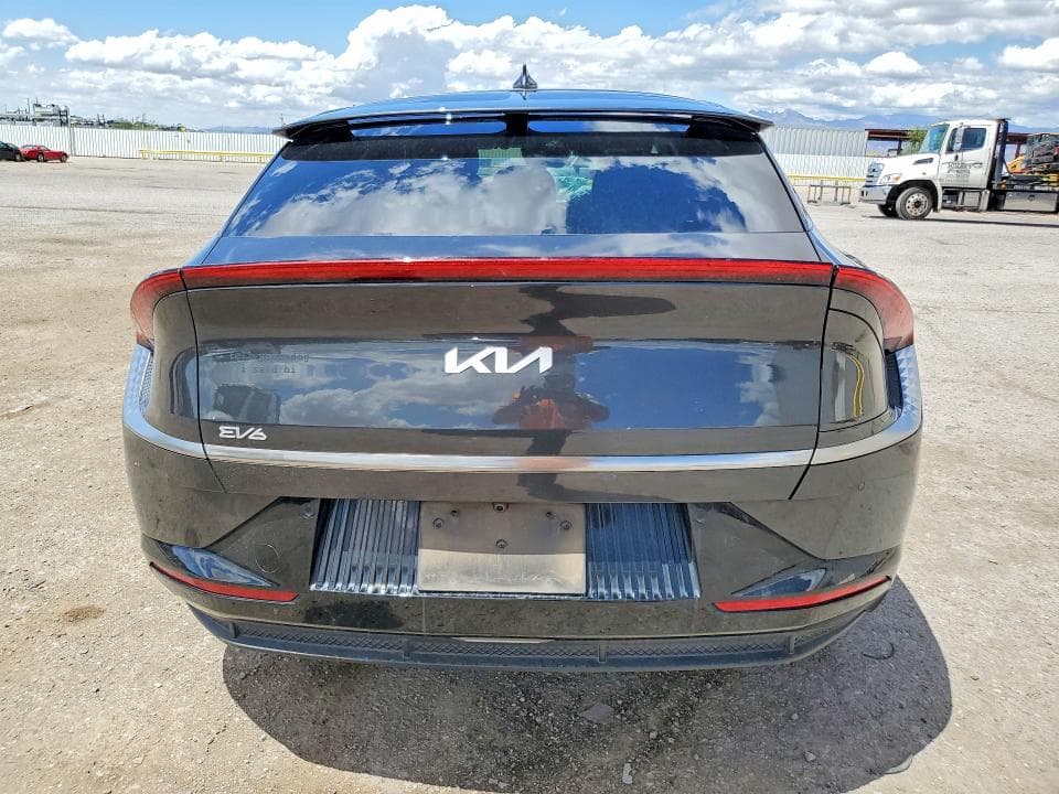 2022 KIA EV6 WIND 12