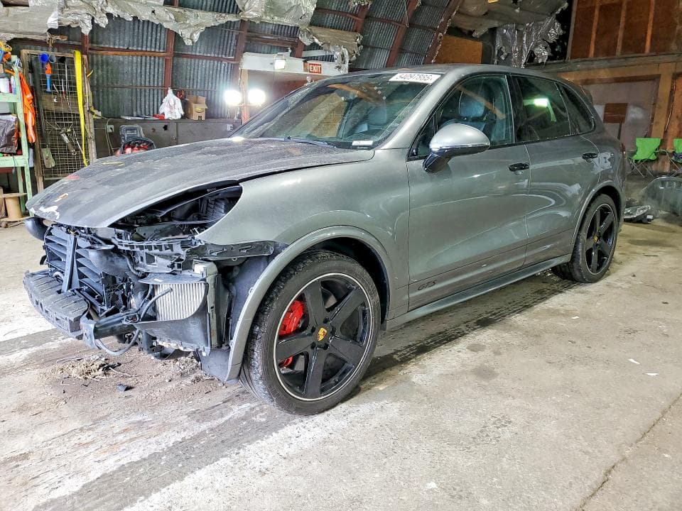 2018 PORSCHE CAYENNE GTS - 1