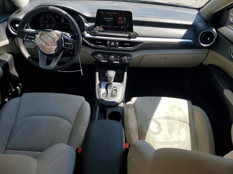 2023 KIA FORTE LXS 8