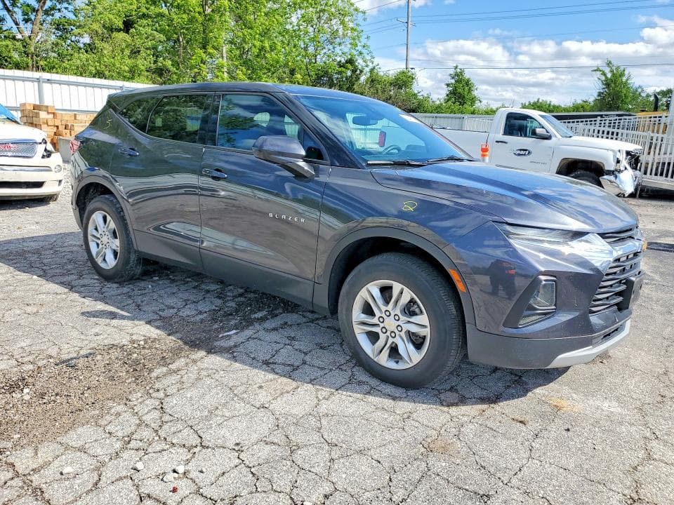 2021 CHEVROLET BLAZER 2LT 4