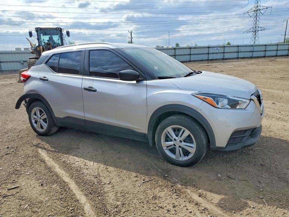 2019 NISSAN KICKS S 4