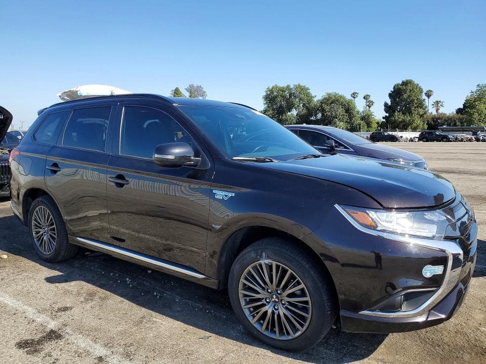 2021 MITSUBISHI OUTLANDER FE 4