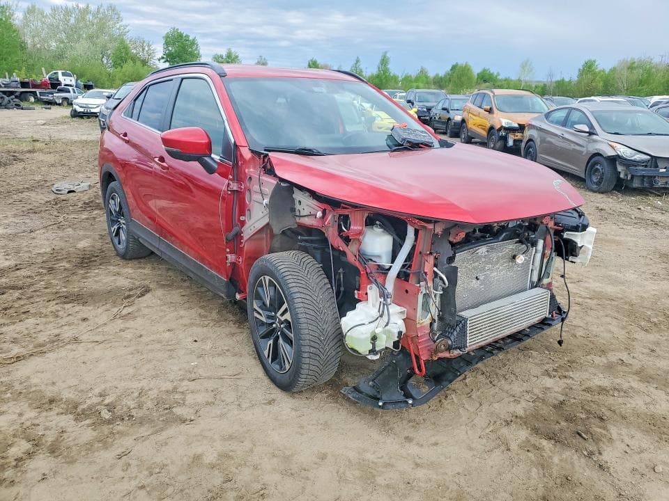 2023 MITSUBISHI ECLIPSE CROSS LE 4