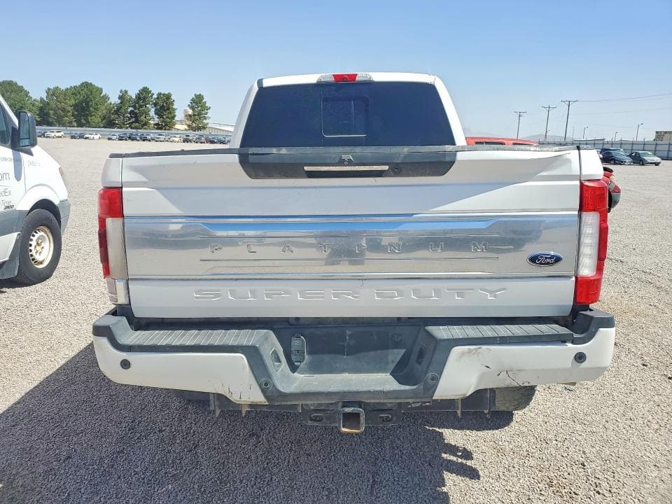 2017 FORD F350 6