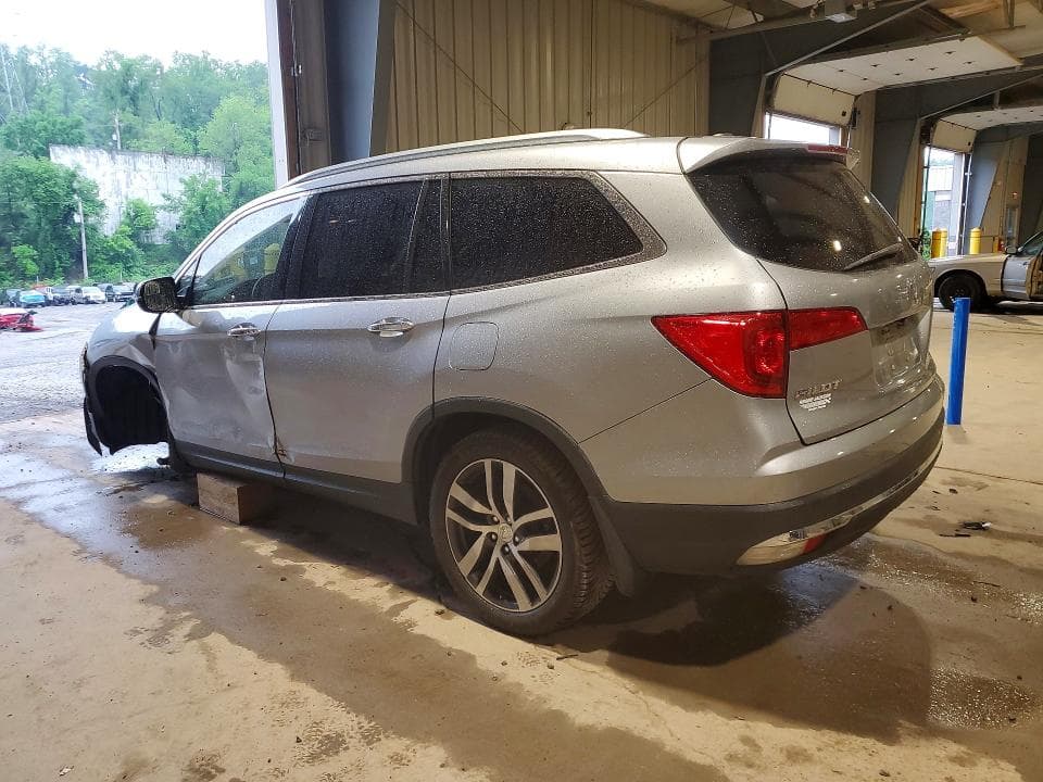 2018 HONDA PILOT TOURING 2