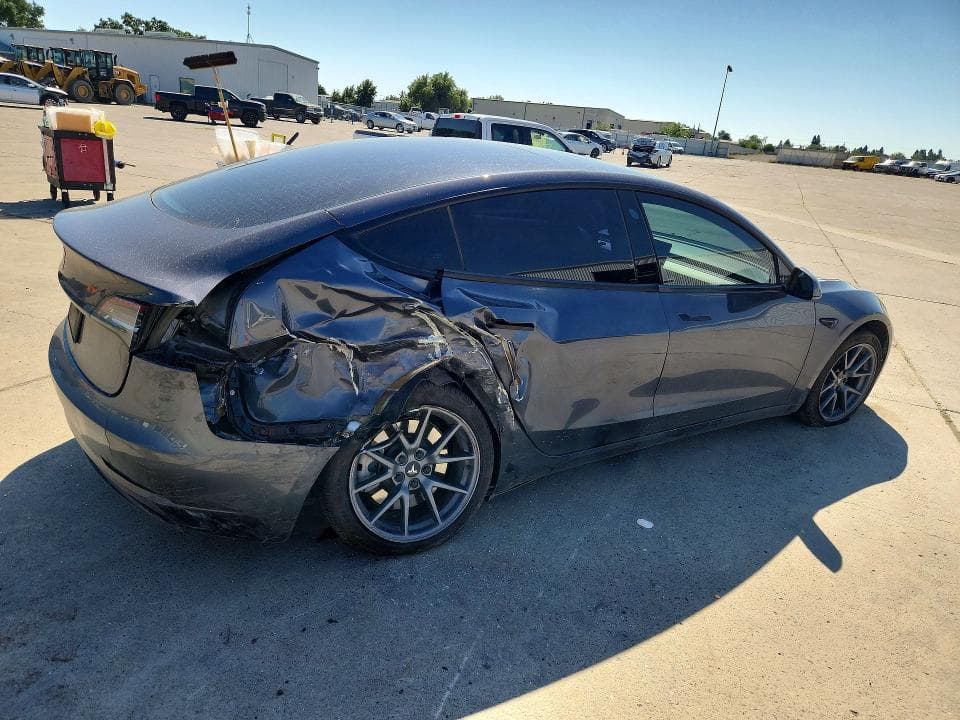 2023 TESLA MODEL 3 3