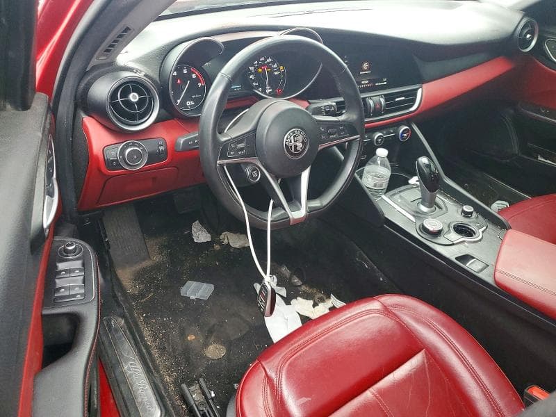 2017 ALFA ROMEO GIULIA Q4 8