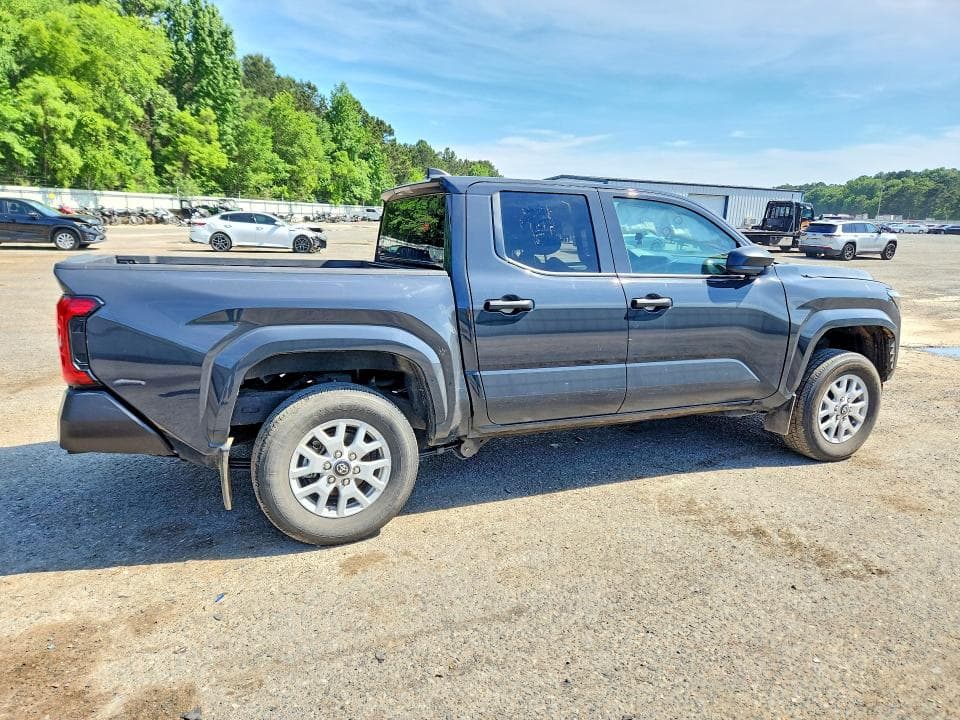 2024 TOYOTA TACOMA SR 3