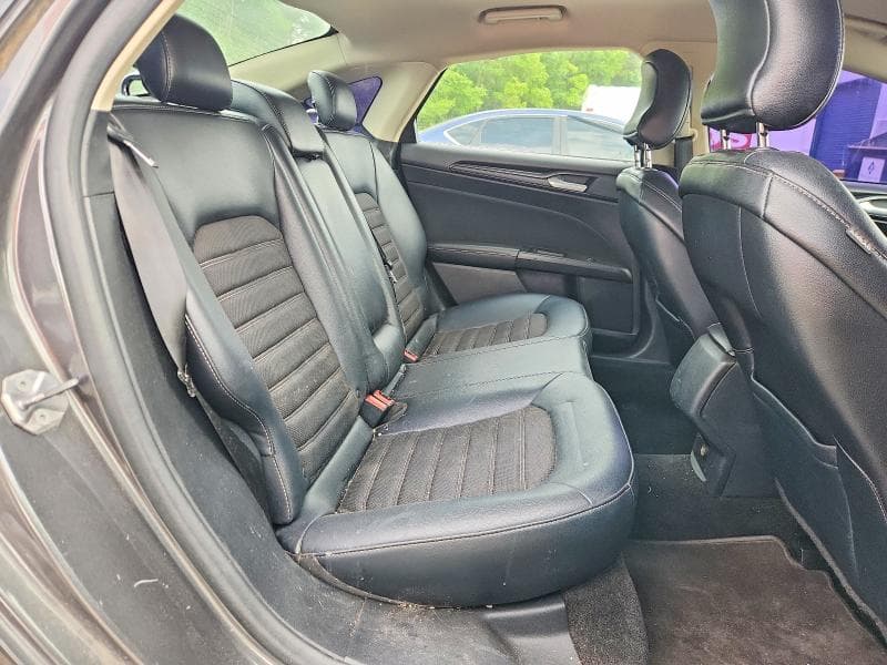 2018 FORD FUSION SE 10