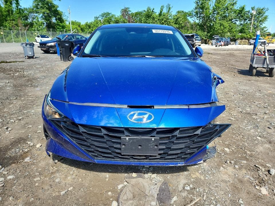 2022 HYUNDAI ELANTRA BLUE 5