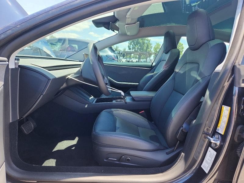 2025 TESLA MODEL 3 7