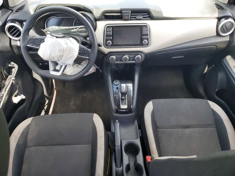 2021 NISSAN VERSA SV 8