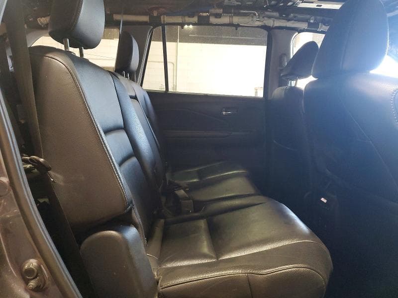 2018 HONDA PILOT TOURING 11