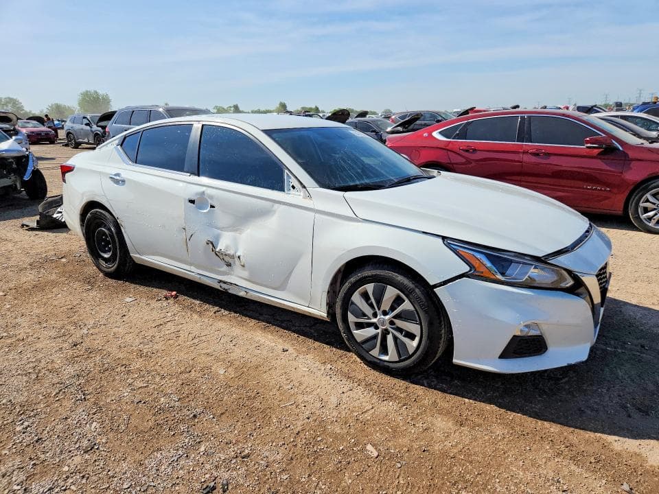 2019 NISSAN ALTIMA S 4