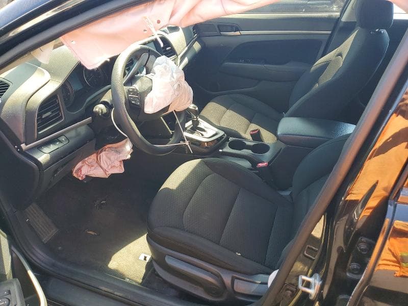 2020 HYUNDAI ELANTRA SEL 7