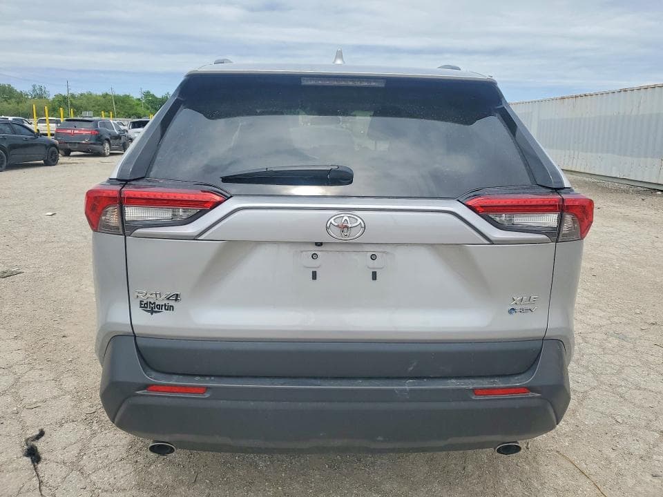 2025 TOYOTA RAV4 HYBRID XLE 6
