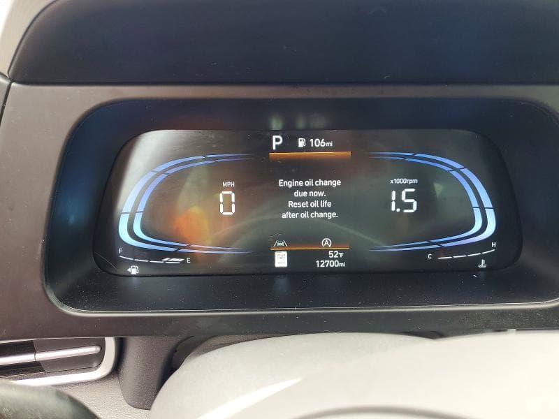 2024 HYUNDAI ELANTRA SE 9