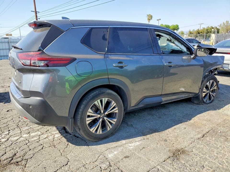 2021 NISSAN ROGUE SV 3