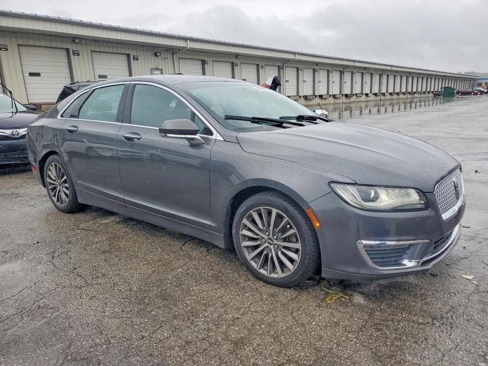 2017 LINCOLN MKZ PREMIERE 4