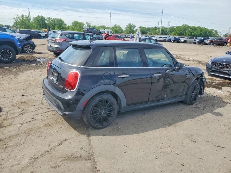2022 MINI COOPER 3