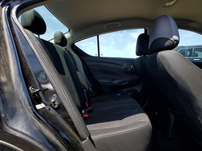 2019 NISSAN VERSA SV 10