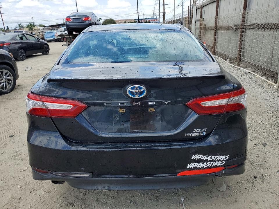 2018 TOYOTA CAMRY HYBRID XLE 6