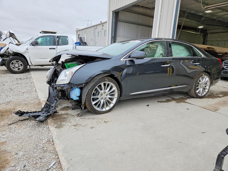 2013 CADILLAC XTS PLATINUM - 1