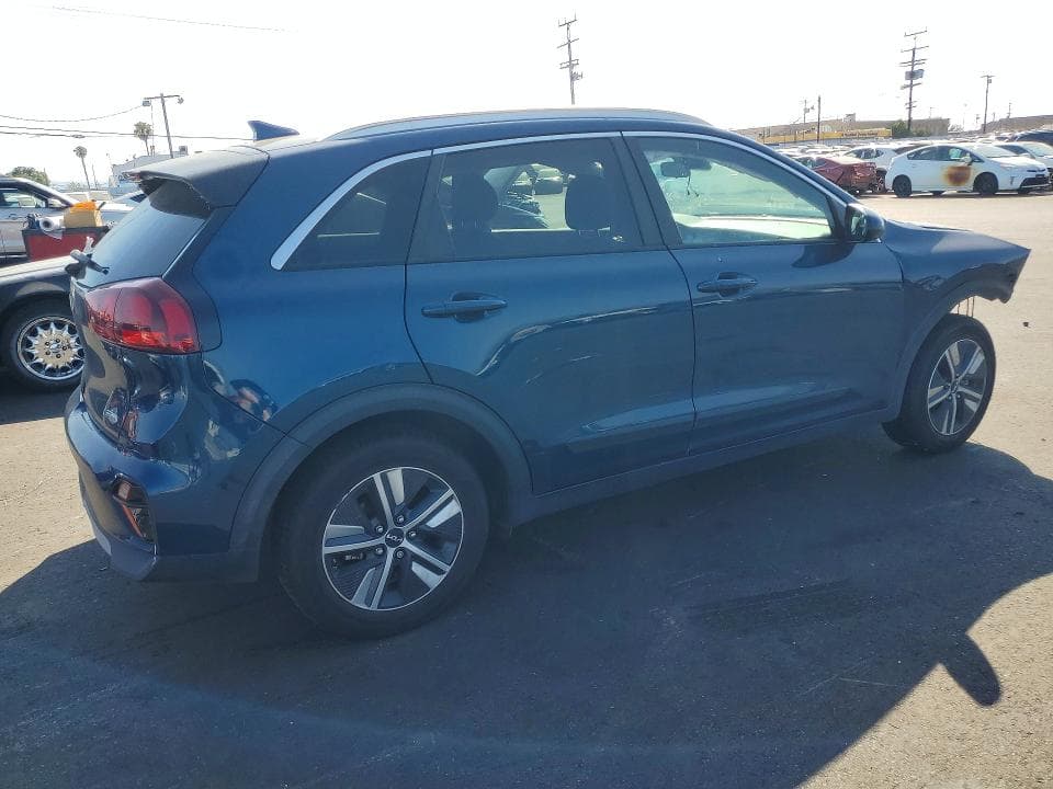2022 KIA NIRO LXS 3