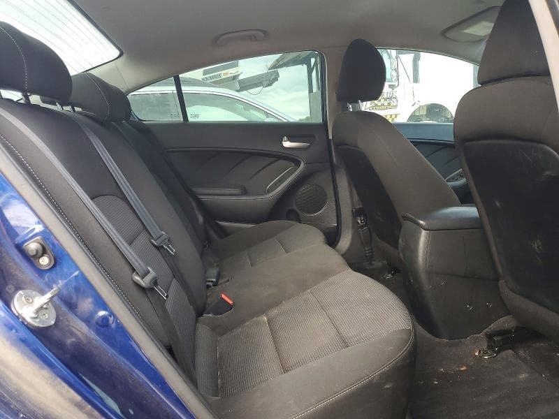 2018 KIA FORTE LX 10