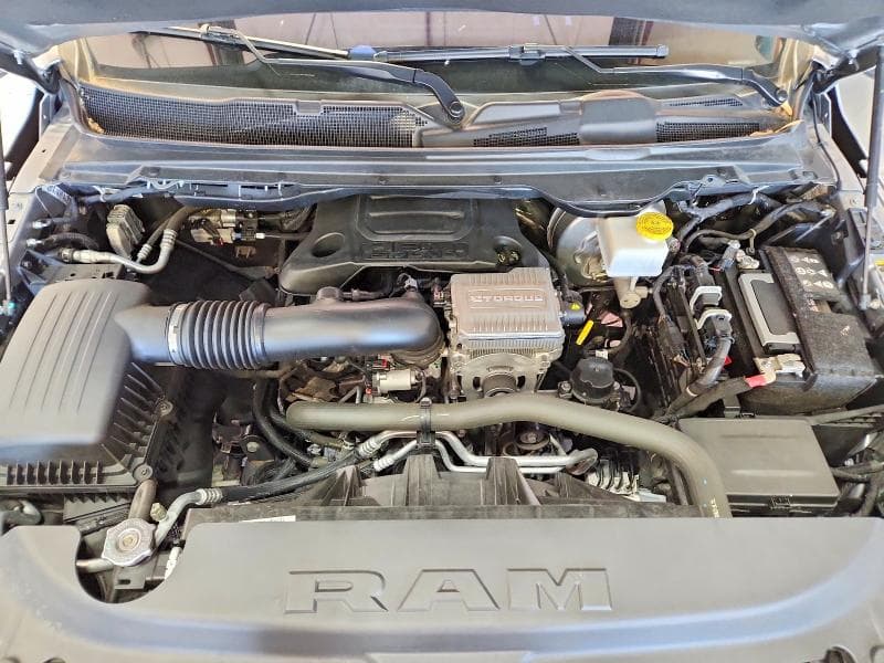 2024 RAM 1500 LARAMIE 11