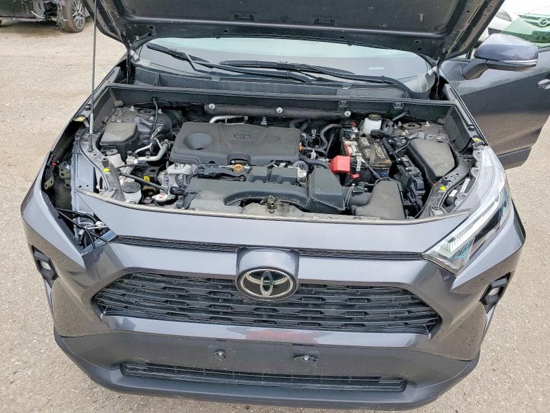 2023 TOYOTA RAV4 XLE 12