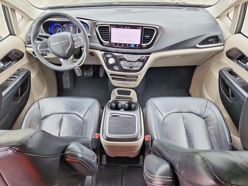 2022 CHRYSLER PACIFICA TOURING L 8