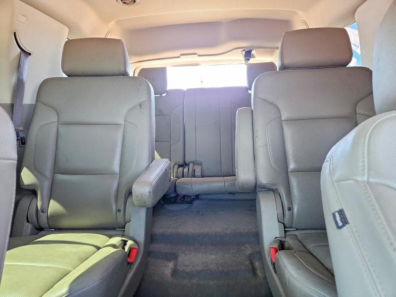 2017 GMC YUKON SLT 10