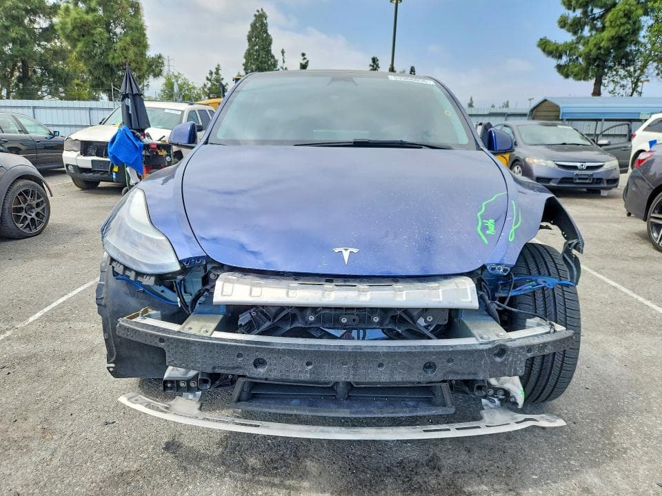 2022 TESLA MODEL Y 5