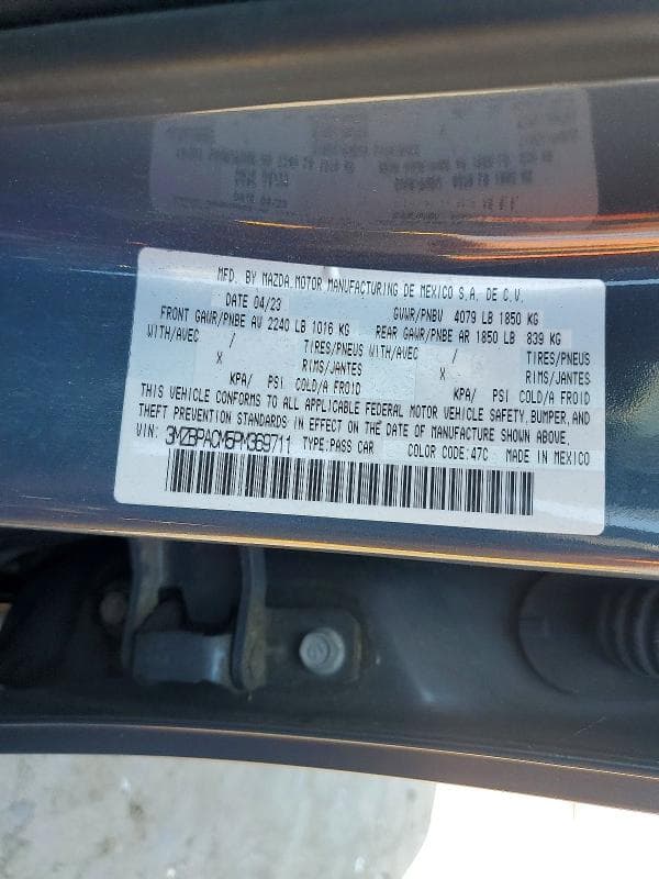 2023 MAZDA 3 PREFERRED 12