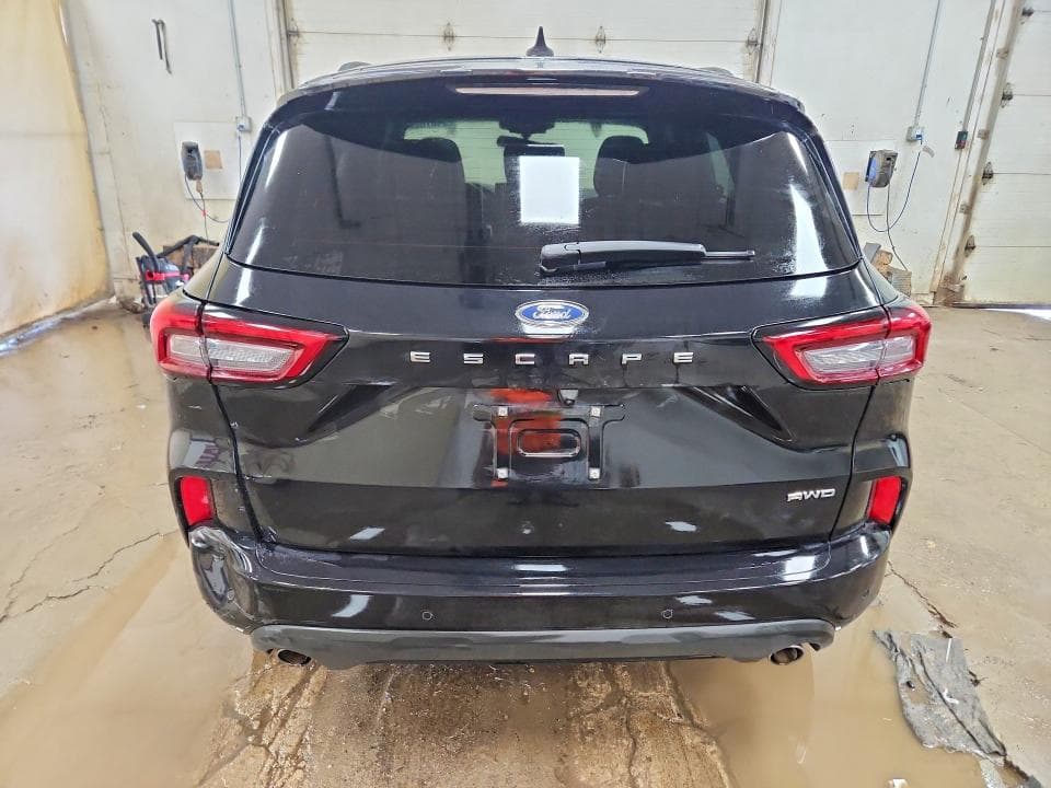 2023 FORD ESCAPE ST LINE 6