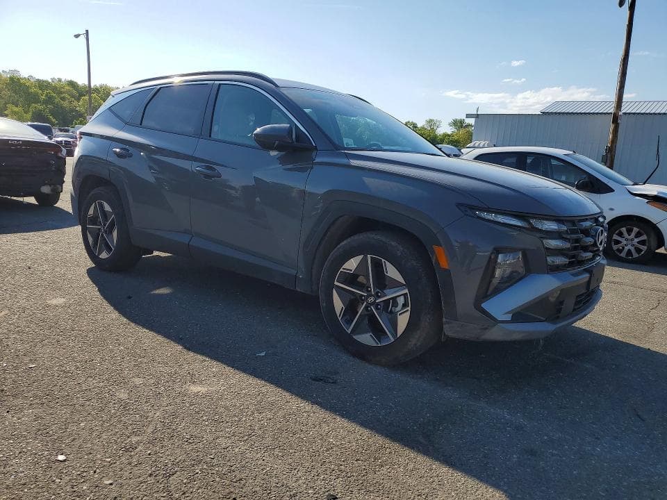 2026 HYUNDAI TUCSON SEL 4