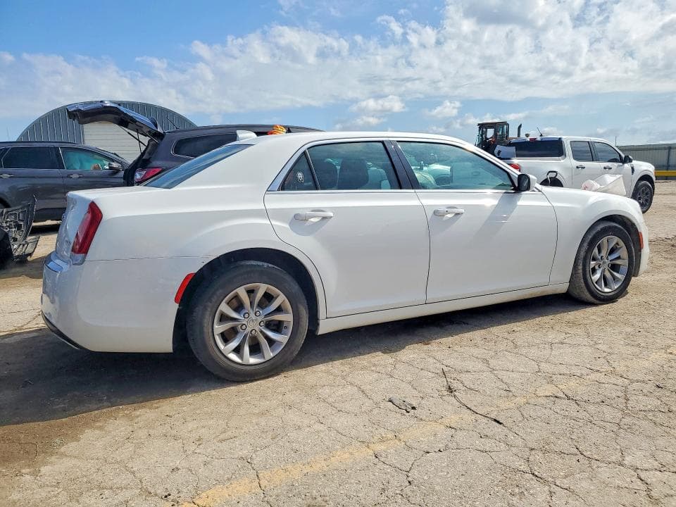2019 CHRYSLER 300 TOURING 3