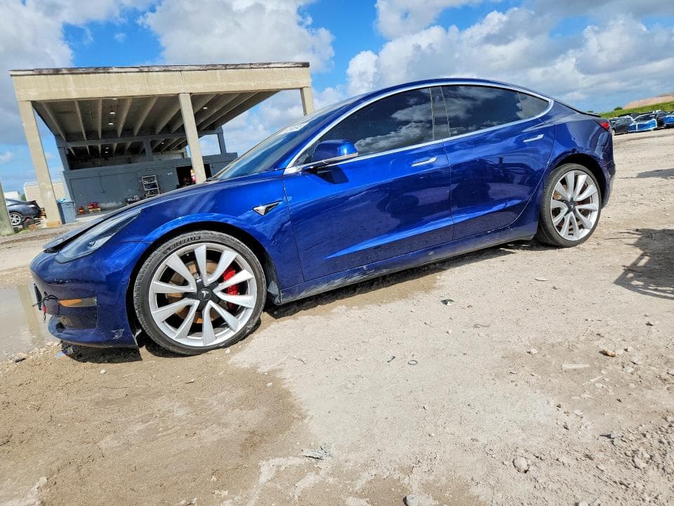 2019 TESLA MODEL 3 - 1