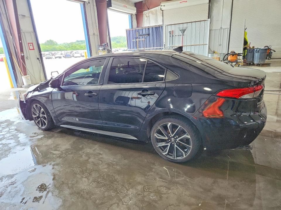 2021 TOYOTA COROLLA SE 2