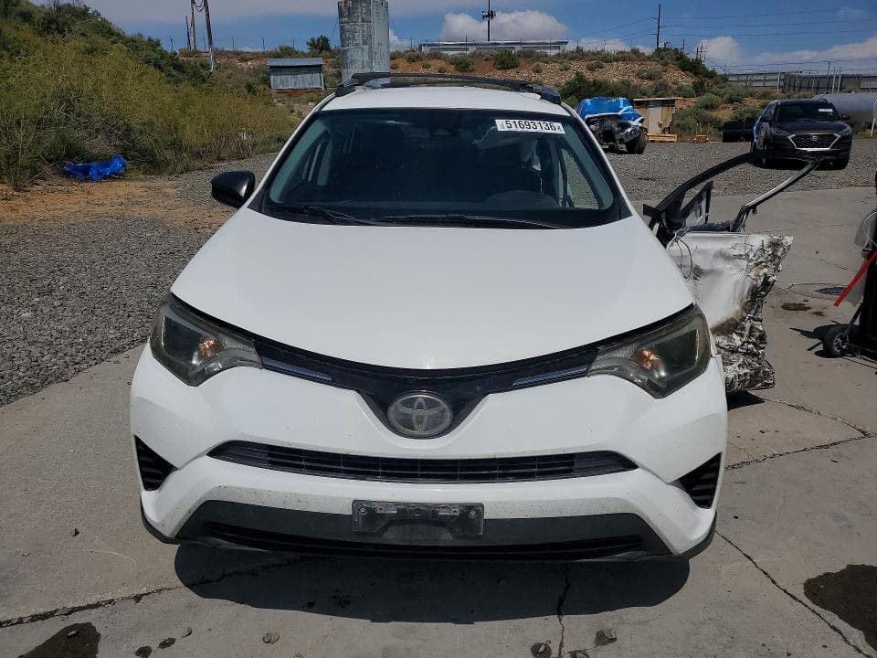 2018 TOYOTA RAV4 LE 5
