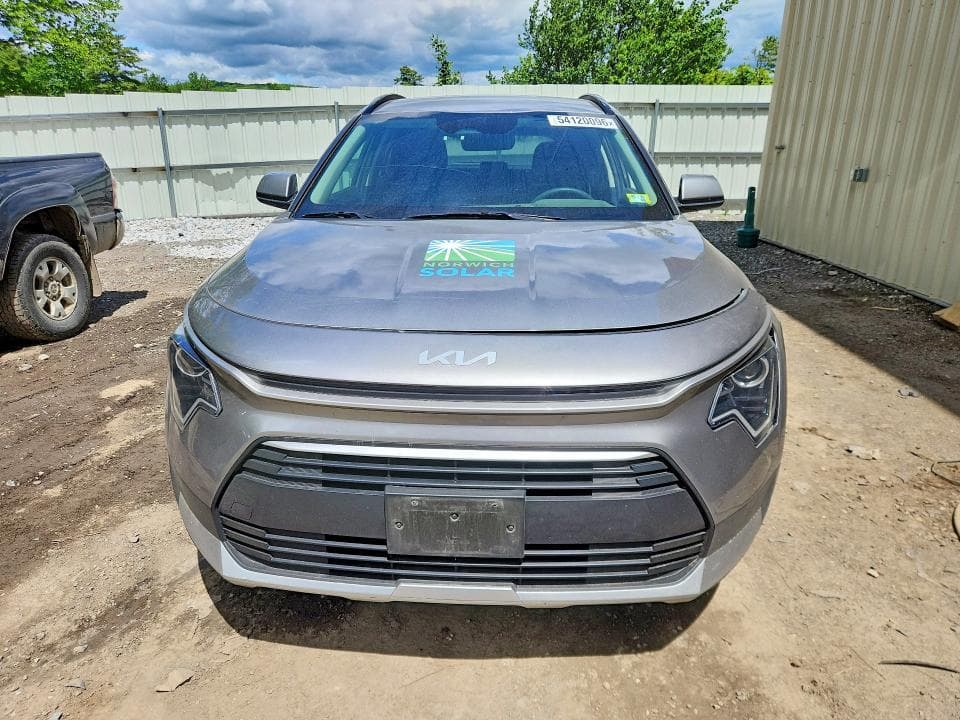 2023 KIA NIRO LX 5